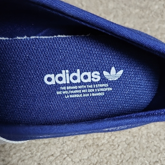 Adidas Nizza Dark Blue Sneakers with White Accents - Picture 3 of 10